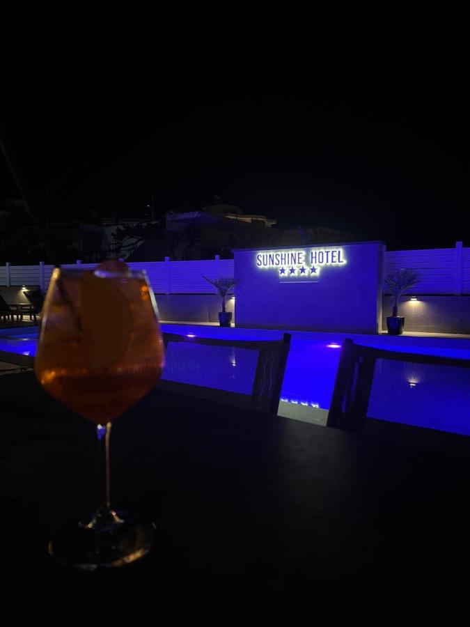 Sunshine Hotel 3*