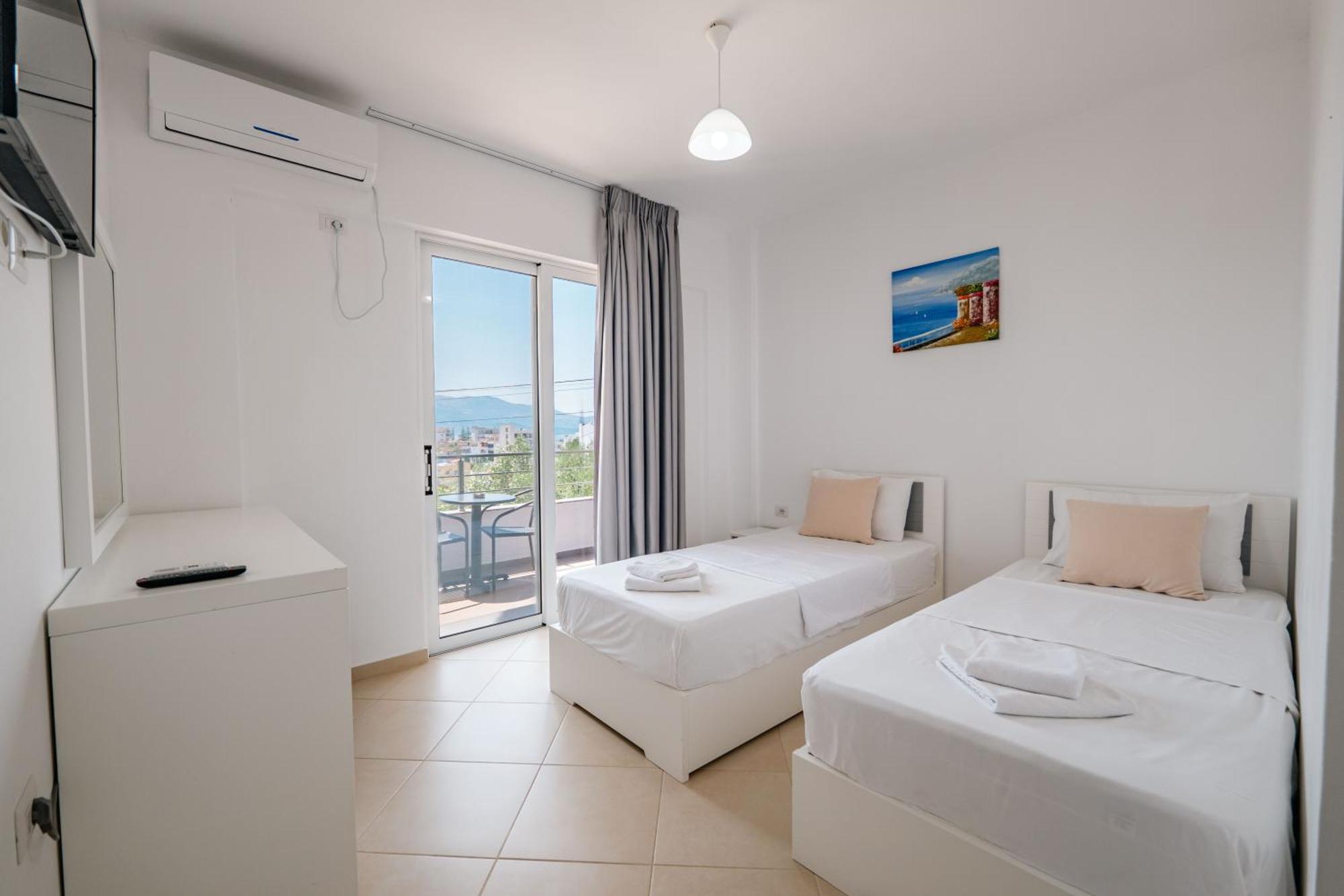 Sunshine Hotel Ksamil